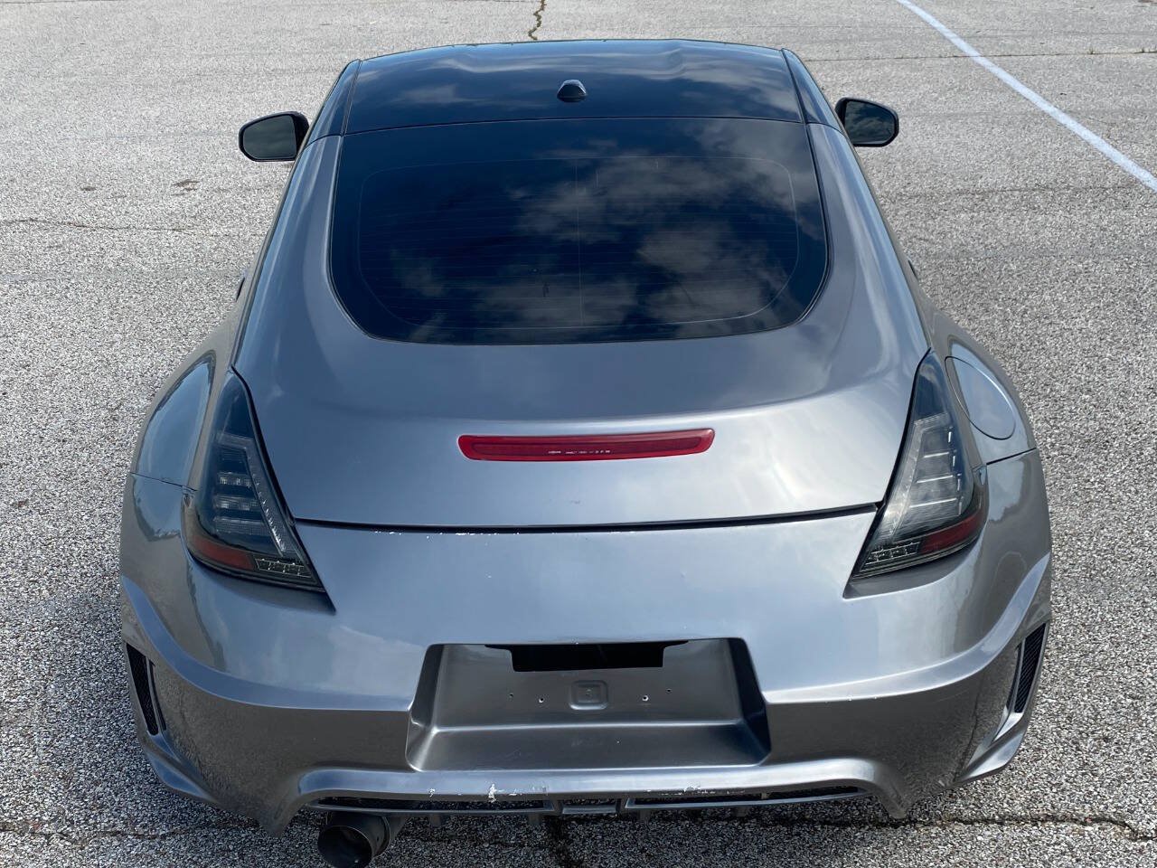 Used 2009 Nissan 370Z Touring RWD image 5