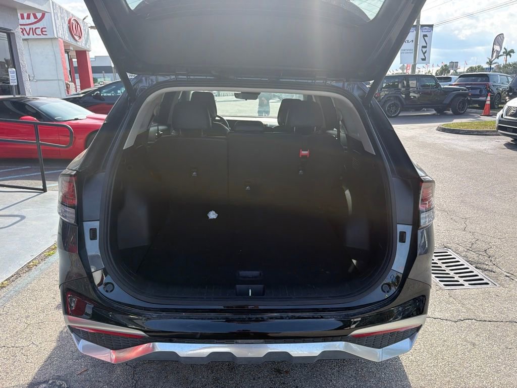 Used 2023 Kia Sportage SX FWD image 8