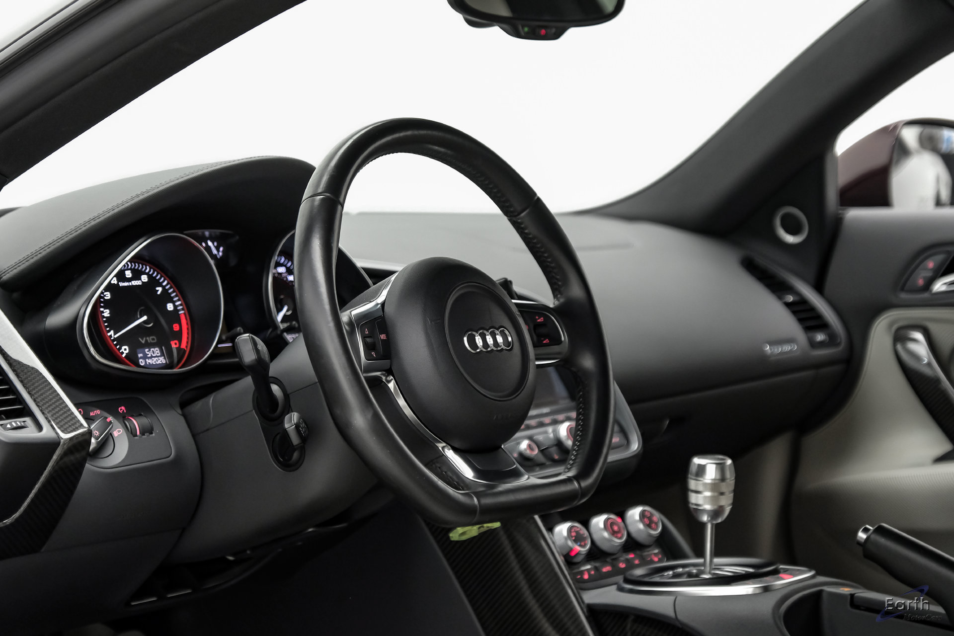 Used 2011 Audi R8 V10 AWD/4WD image 45