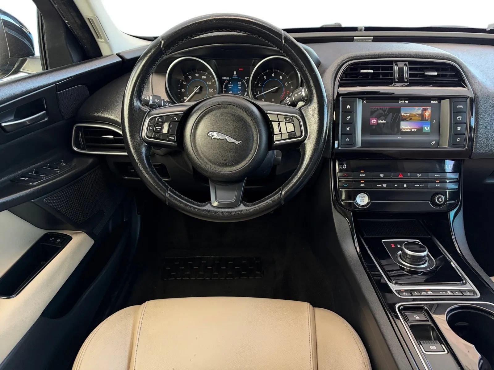 Used 2017 Jaguar XE RWD image 26