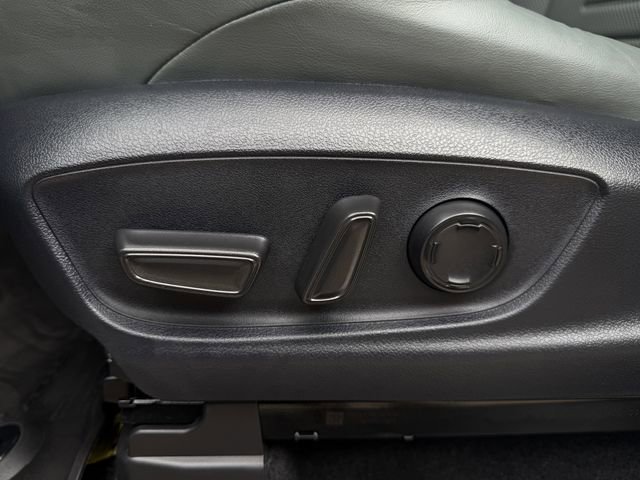 Used 2024 Toyota Tacoma 4x4 Double Cab Hybrid image 29