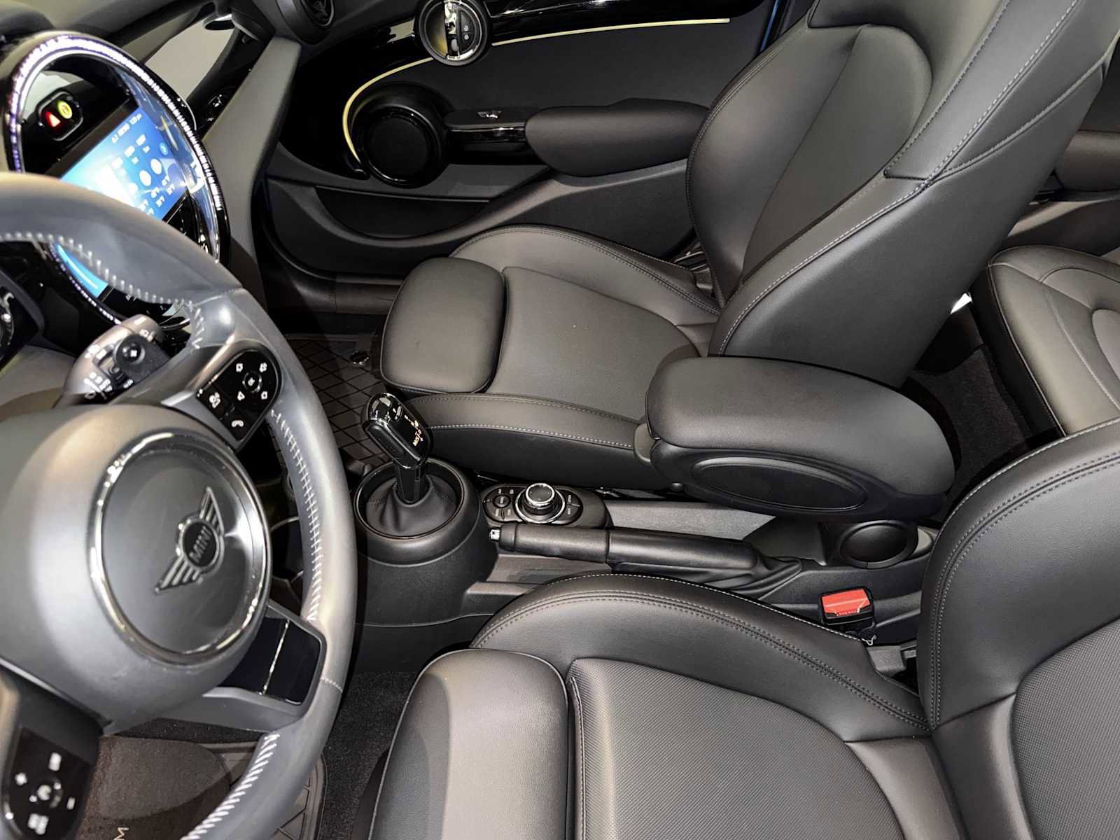 Used 2023 MINI Cooper S image 18