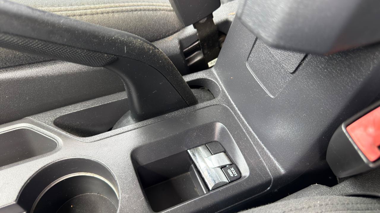 Used 2015 Jeep Patriot Sport AWD/4WD image 24