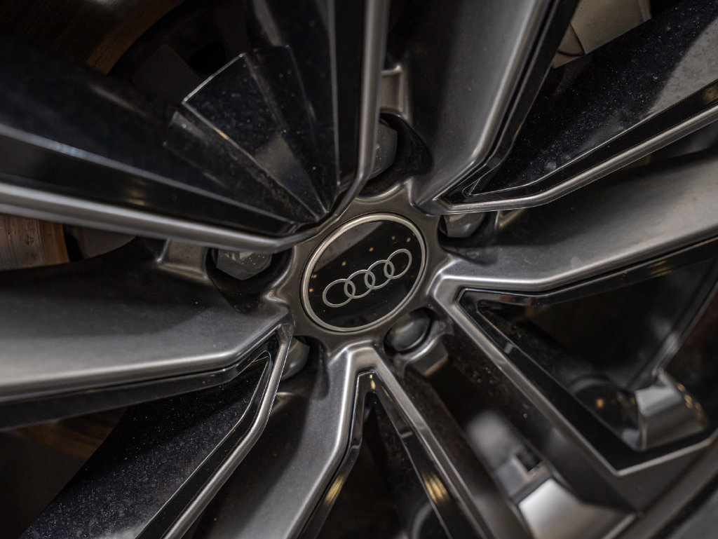 Certified 2026 Audi Q7 3.0T Premium Plus w/ Premium Plus Package AWD/4WD image 8