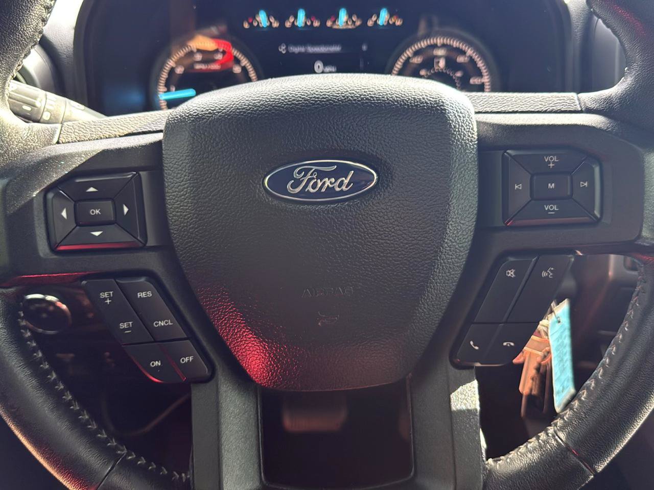 Used 2019 Ford F150 XLT w/ Equipment Group 302A Luxury AWD/4WD image 23
