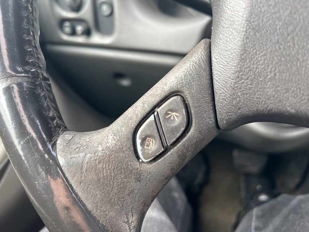 Used 2004 Chevrolet TrailBlazer LT w/ LT Package 1 image 18