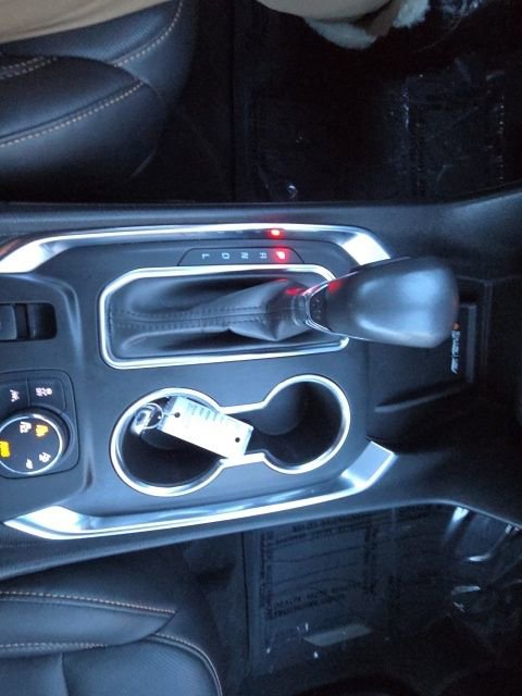 Used 2021 Chevrolet Traverse Premier w/ Redline Edition AWD/4WD image 18
