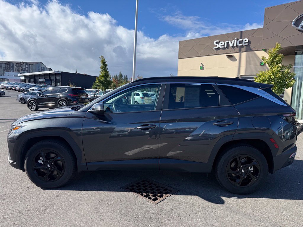 Certified 2022 Hyundai Tucson SEL w/ Cargo Package AWD/4WD image 2