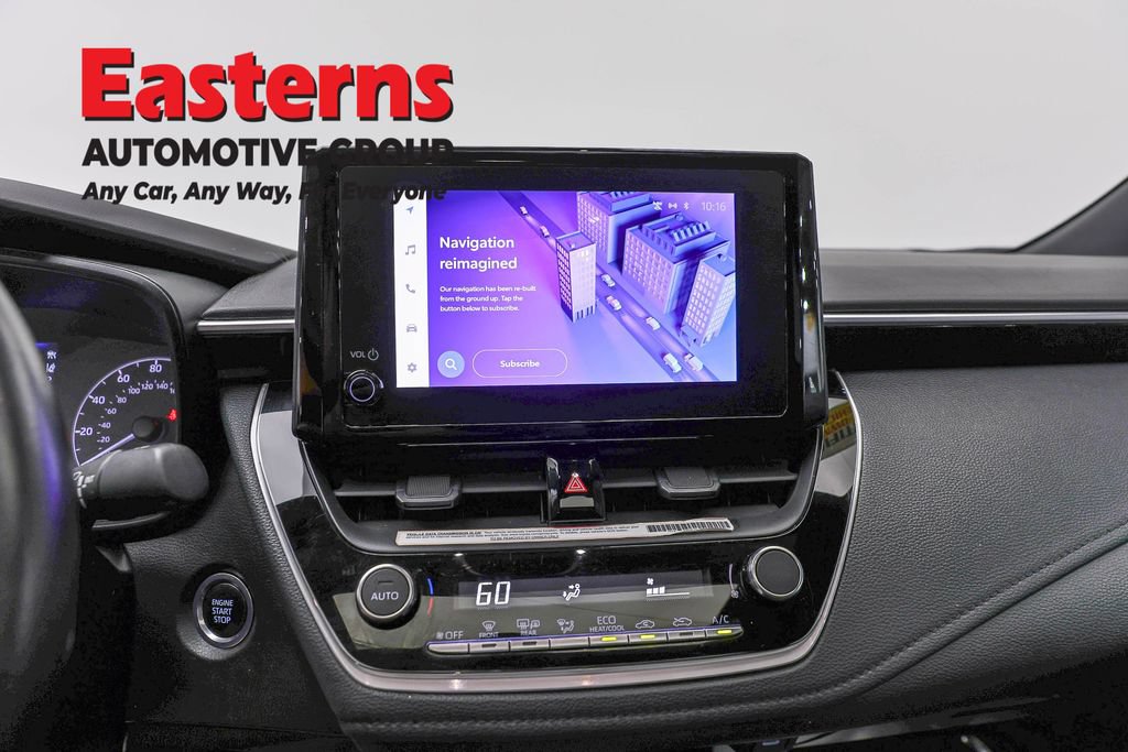 Used 2024 Toyota Corolla SE w/ SE Premium Package FWD image 12