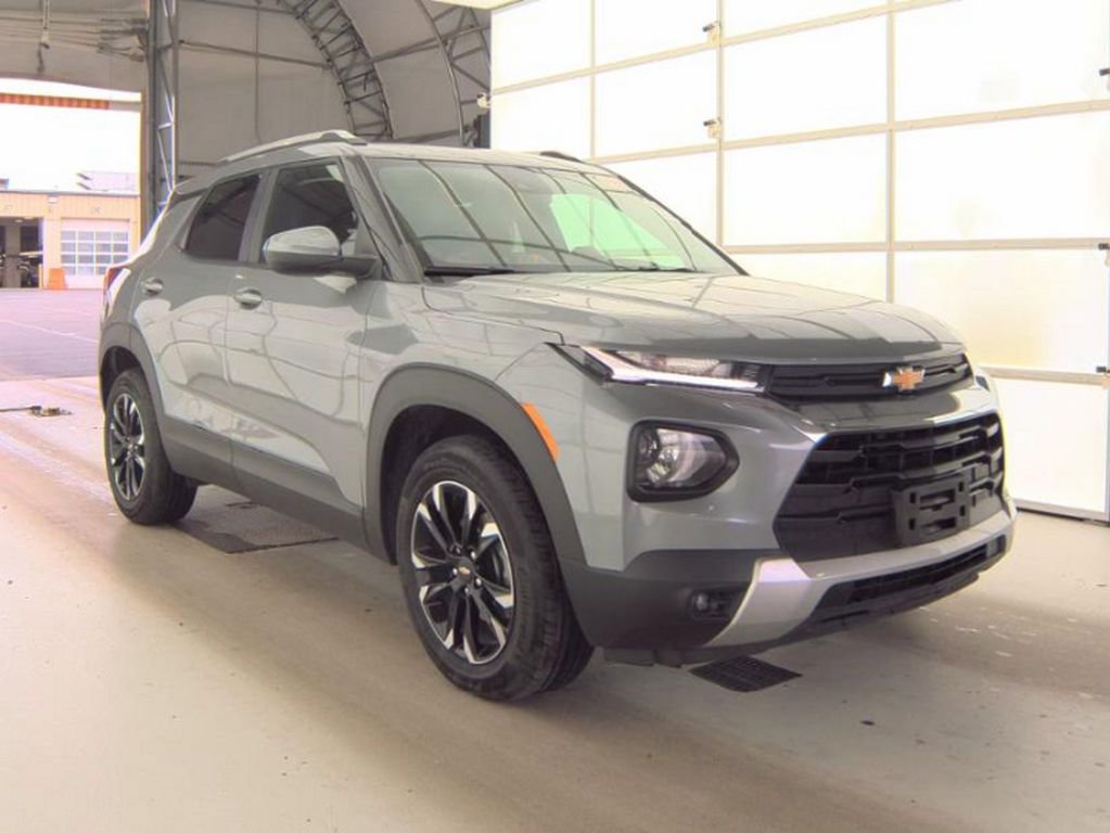 Used 2023 Chevrolet TrailBlazer LT w/ Convenience Package image 4