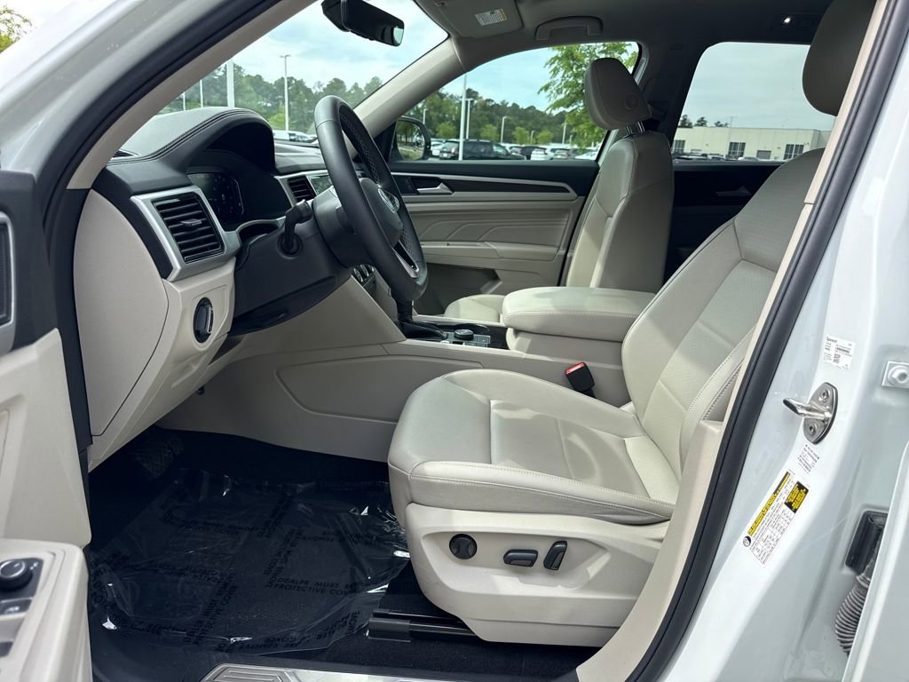 Used 2022 Volkswagen Atlas SE image 13