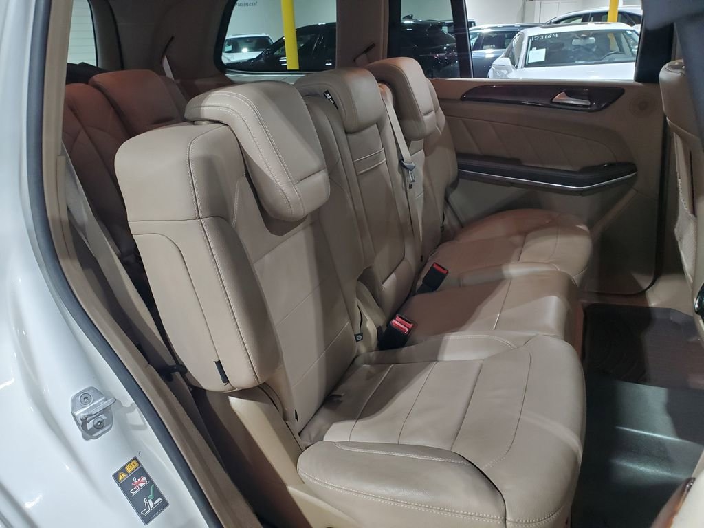 Used 2014 Mercedes-Benz GL 450 4MATIC image 19