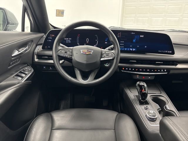 Used 2024 Cadillac XT4 Premium Luxury FWD image 21