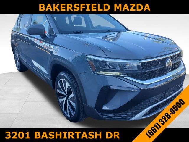 Used 2023 Volkswagen Taos SE image 3