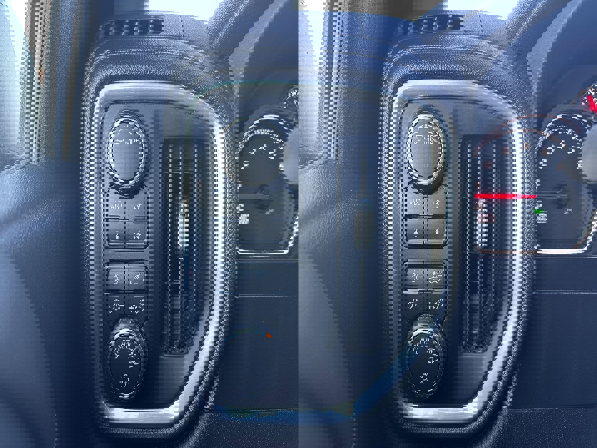 Used 2021 Chevrolet Silverado 1500 LT Trail Boss w/ Bed Protection Package image 20