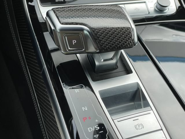 Used 2023 Audi S8 w/ S8 Executive Package AWD/4WD image 39