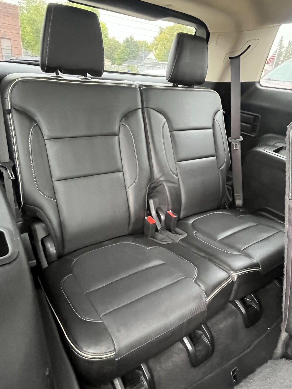 Used 2018 GMC Acadia Denali w/ LPO, Cargo Package image 26