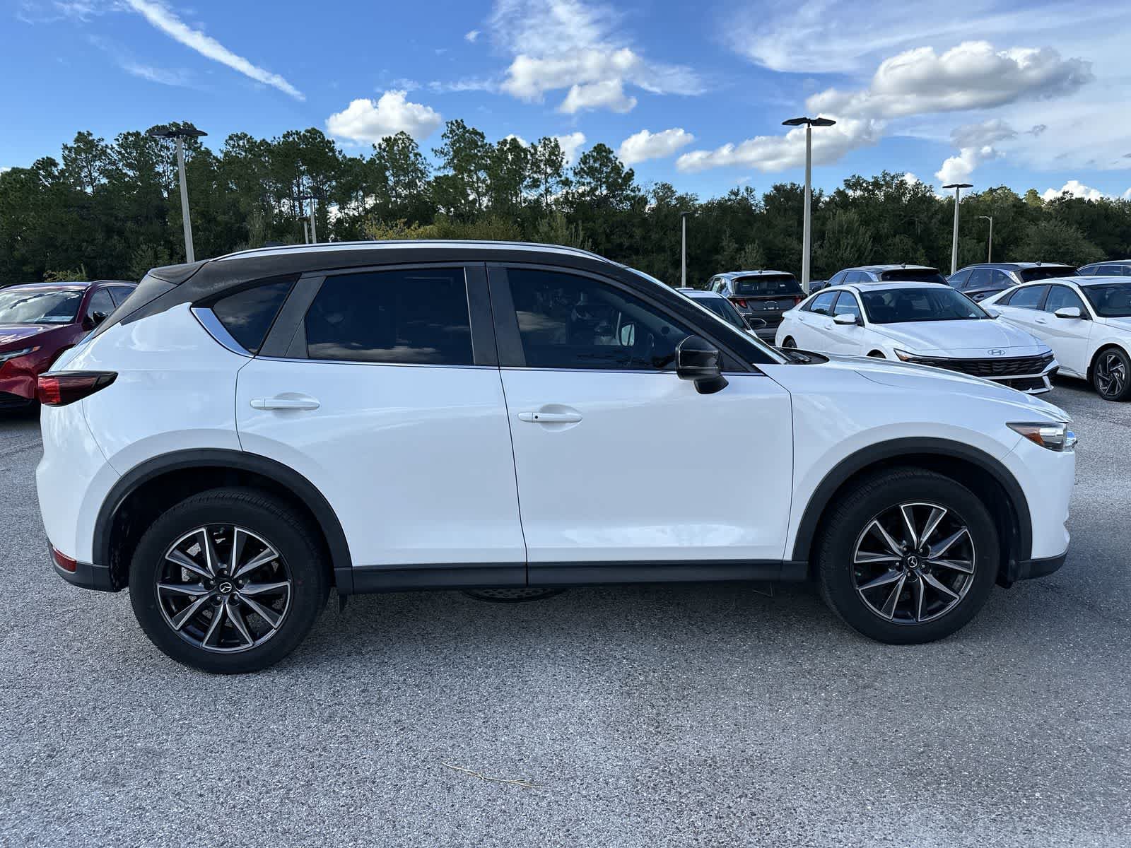 Used 2018 MAZDA CX-5 Touring w/ Preferred Equipment Package FWD image 10