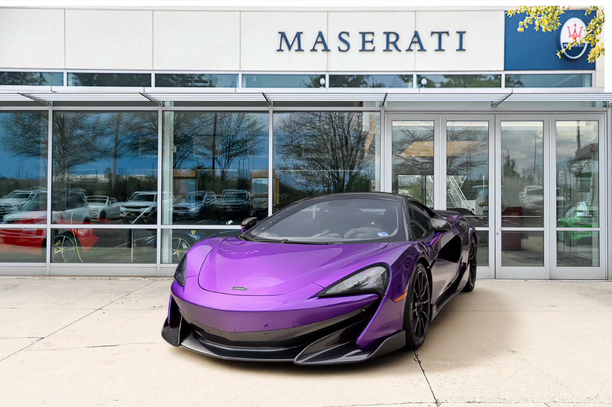 Used 2019 McLaren 600LT RWD image 1