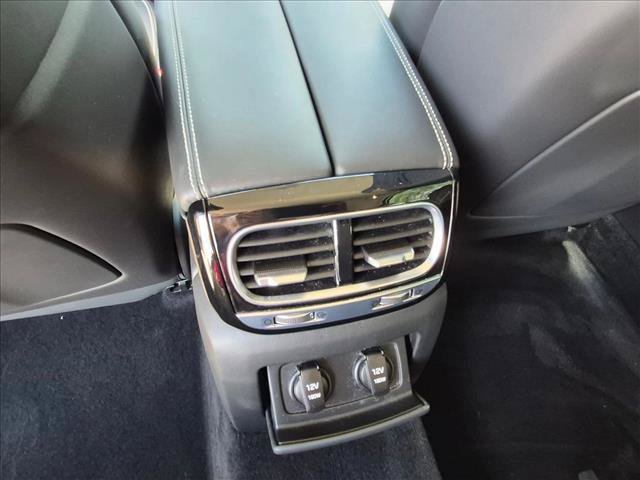 Used 2021 Genesis G90 5.0 Ultimate RWD image 18