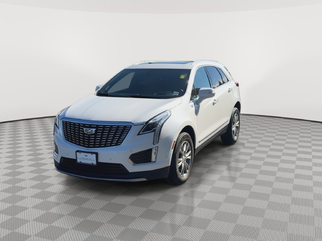Used 2022 Cadillac XT5 Premium Luxury w/ Technology Package AWD/4WD image 4