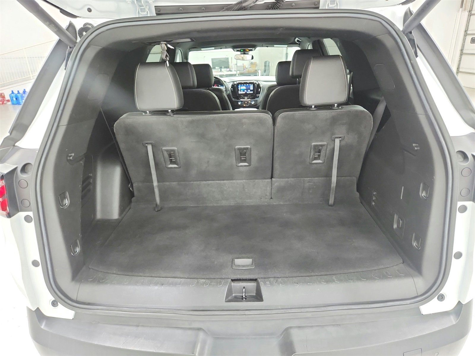 Used 2022 Chevrolet Traverse LT w/ Midnight/Sport Edition image 43