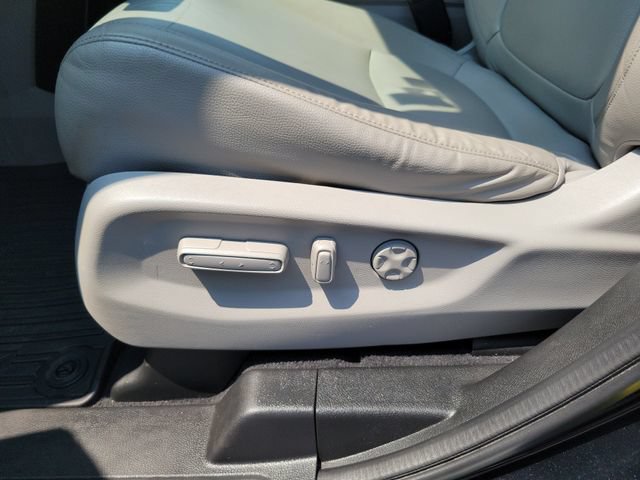 Used 2018 Honda Odyssey EX-L image 17