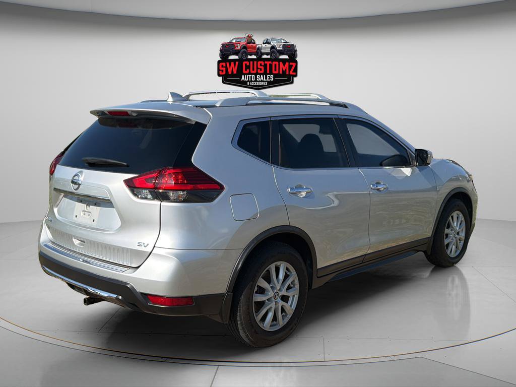 Used 2017 Nissan Rogue SV FWD image 7