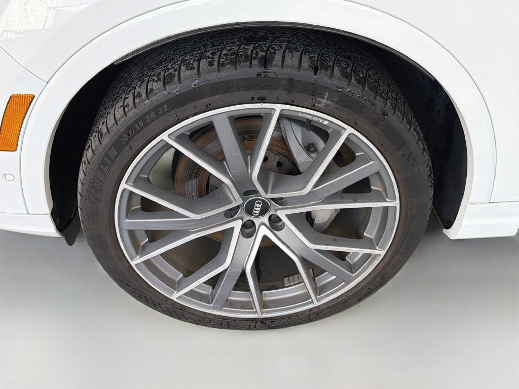 Used 2019 Audi Q7 3.0T Prestige w/ Prestige Package AWD/4WD image 38