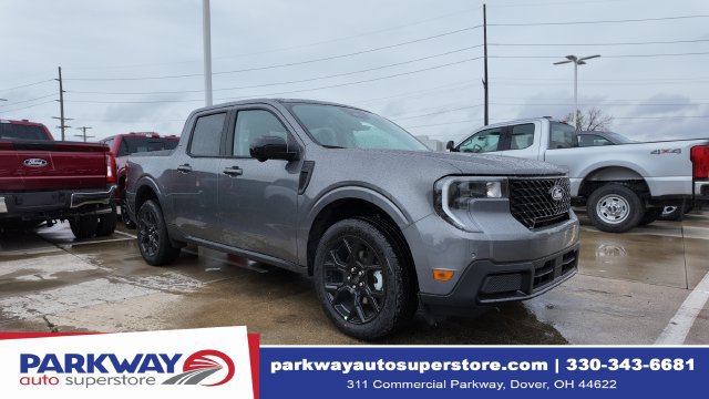 New 2026 Ford Maverick Lariat w/ Black Appearance Package AWD/4WD image 1