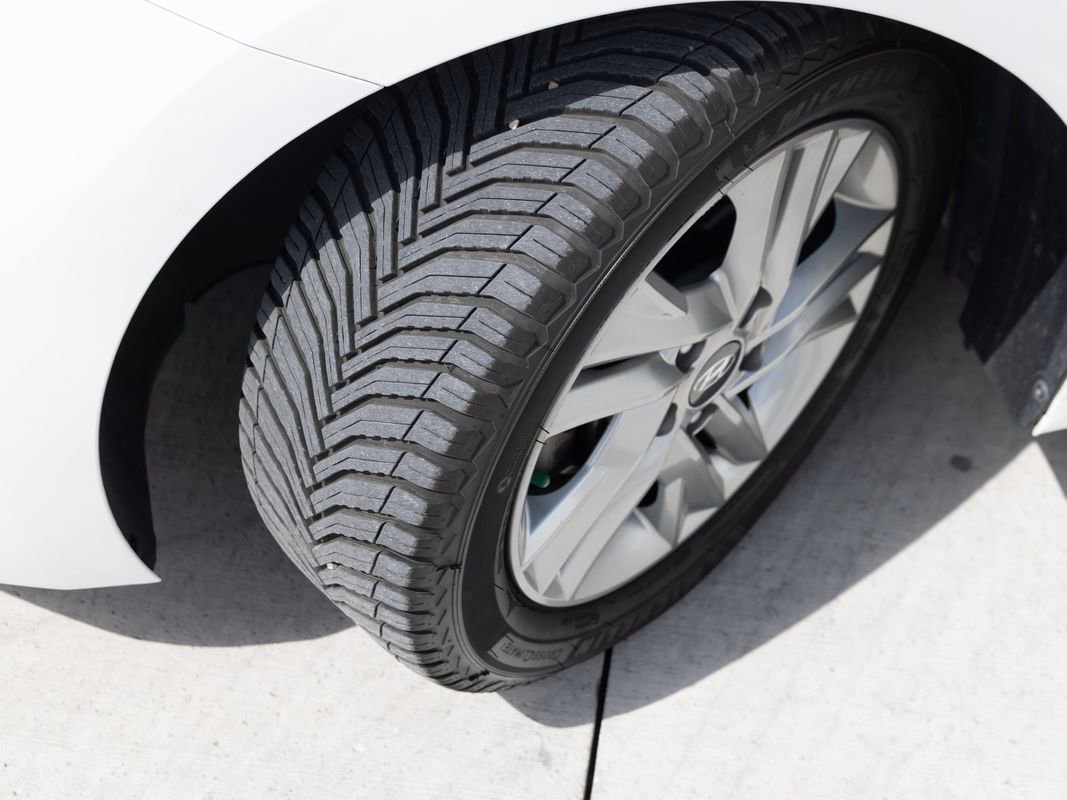 Used 2020 Hyundai Elantra SEL w/ Cargo Package (C1) FWD image 8