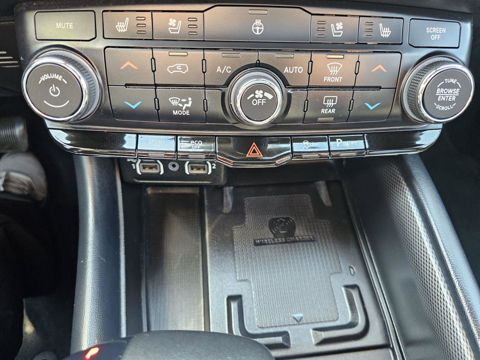 Used 2023 Dodge Durango R/T image 25