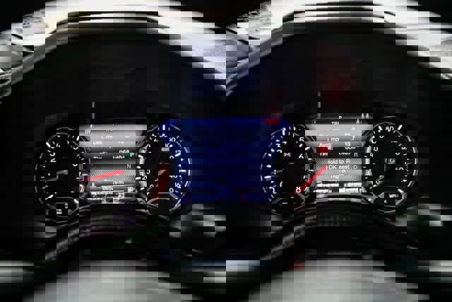 Used 2019 Jeep Renegade Limited image 22