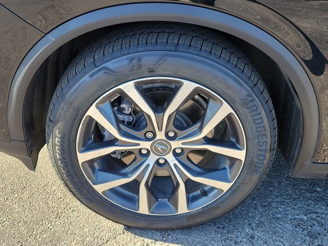 Certified 2023 Acura MDX FWD w/ Technology Package image 6