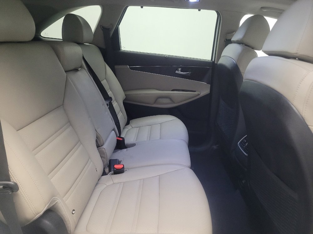 Used 2018 Kia Sorento EX w/ EX Advanced Touring Package image 19