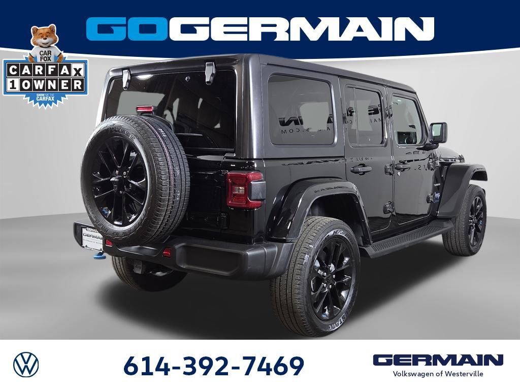 Used 2022 Jeep Wrangler Unlimited Sahara w/ Cold Weather Group AWD/4WD image 9