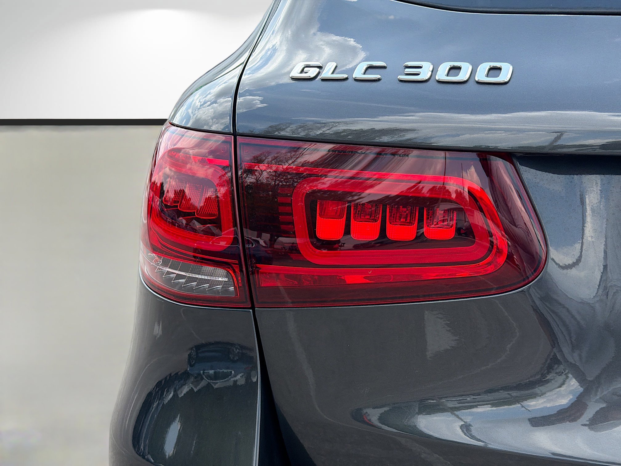 Used 2021 Mercedes-Benz GLC 300 image 10