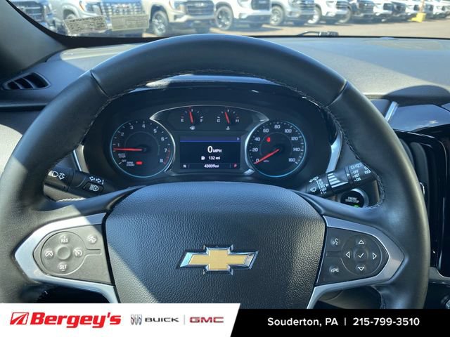 Used 2023 Chevrolet Traverse LT AWD/4WD image 13