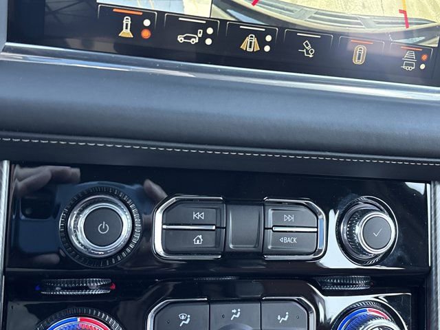 Used 2023 GMC Yukon Denali Ultimate image 41