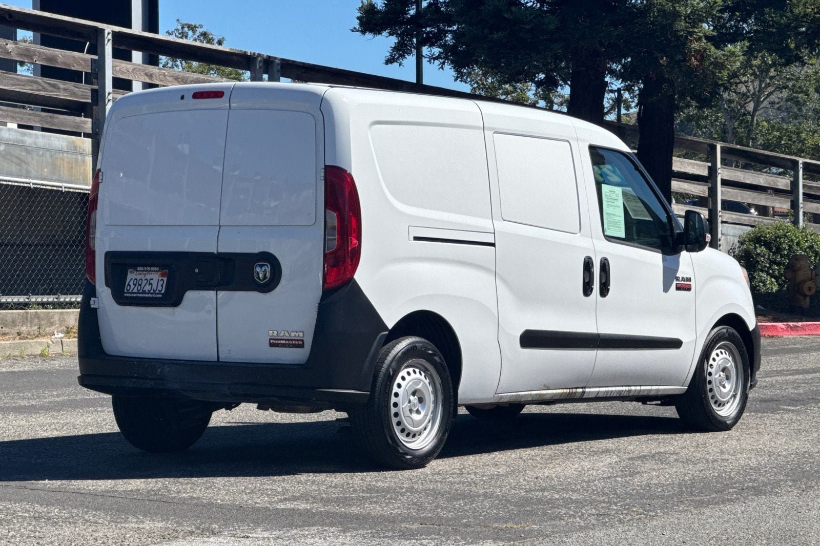 Used 2021 RAM ProMaster City Tradesman FWD image 4