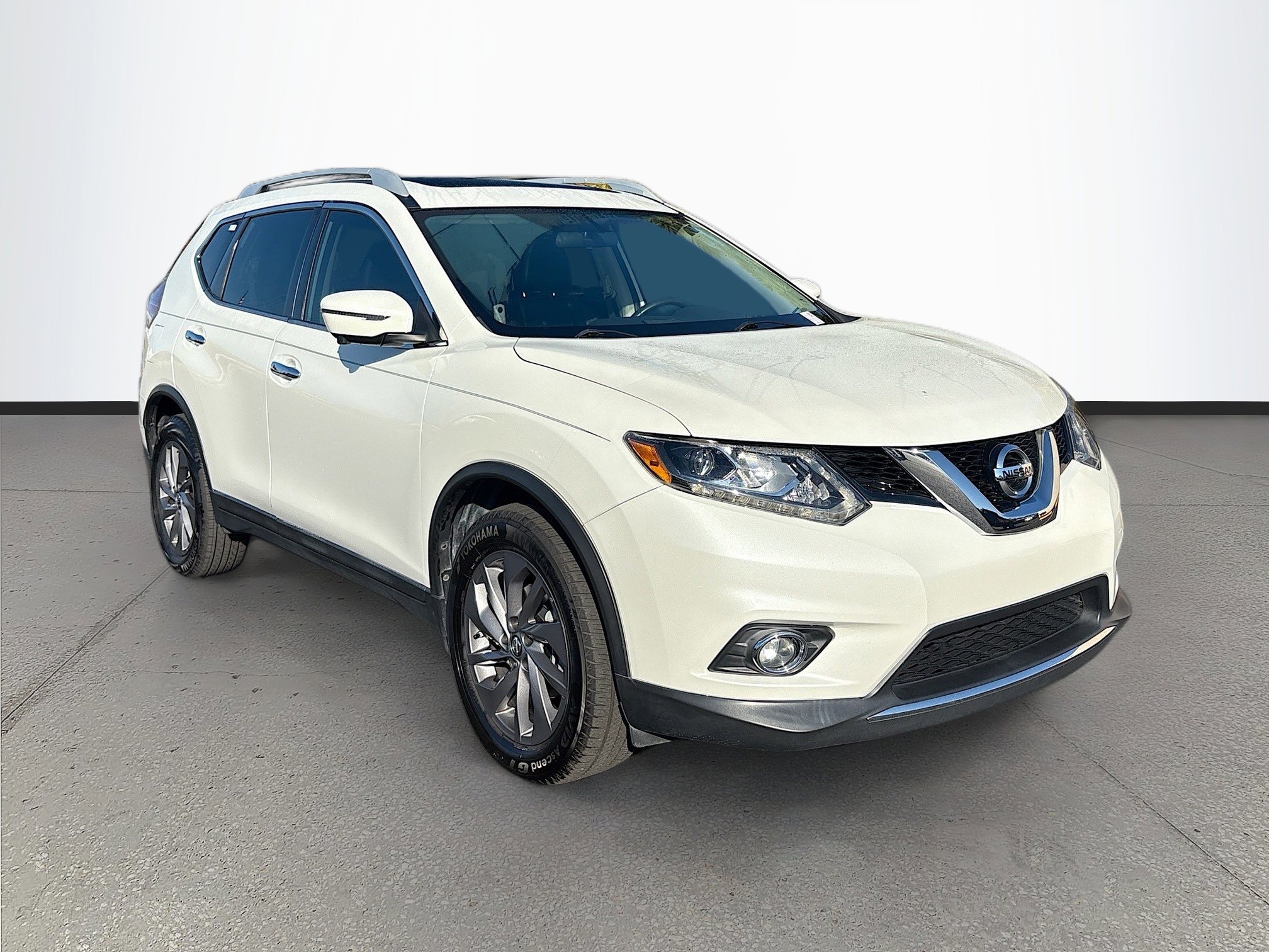 Used 2016 Nissan Rogue SL w/ SL Premium Package