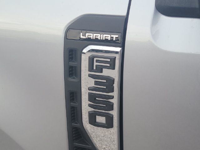 Used 2024 Ford F350 Lariat w/ Lariat Ultimate Package AWD/4WD image 9