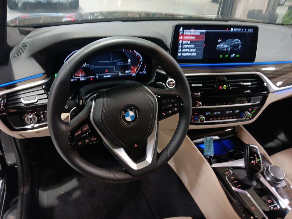 Certified 2023 BMW 530i xDrive w/ Convenience Package AWD/4WD image 5