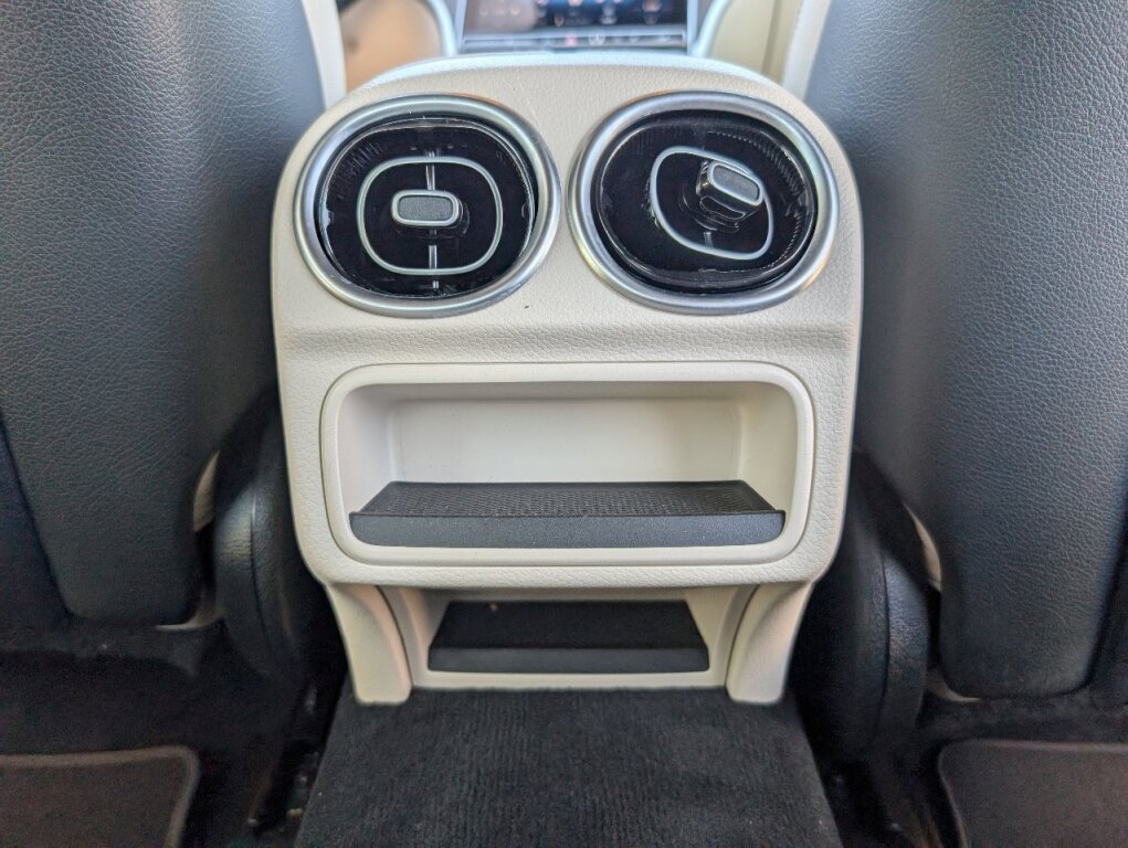 Used 2025 Mercedes-Benz C 300 4MATIC Sedan image 7
