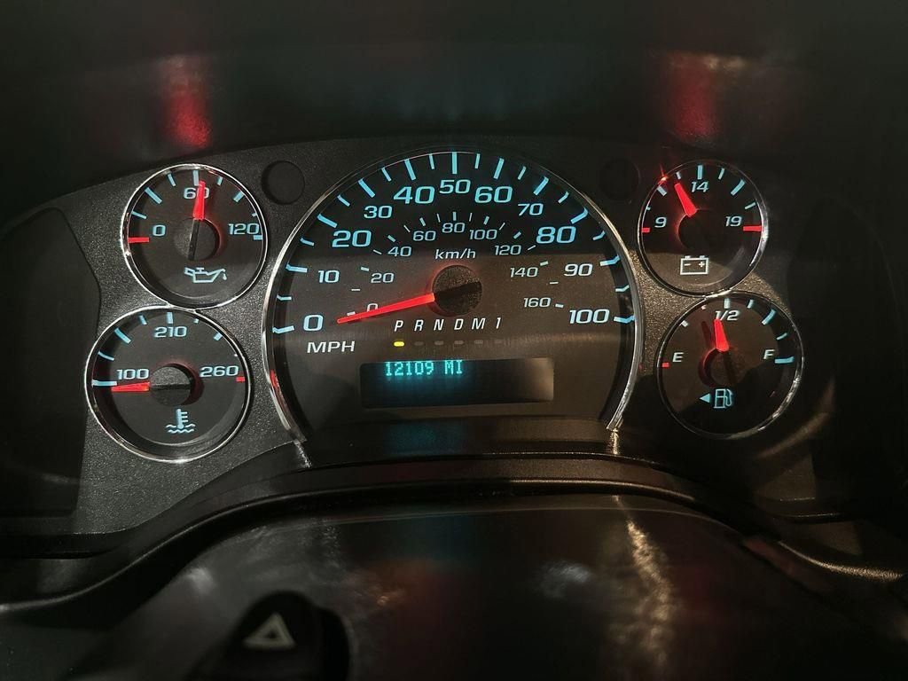 Used 2024 GMC Savana 2500 w/ Driver Convenience Package image 10