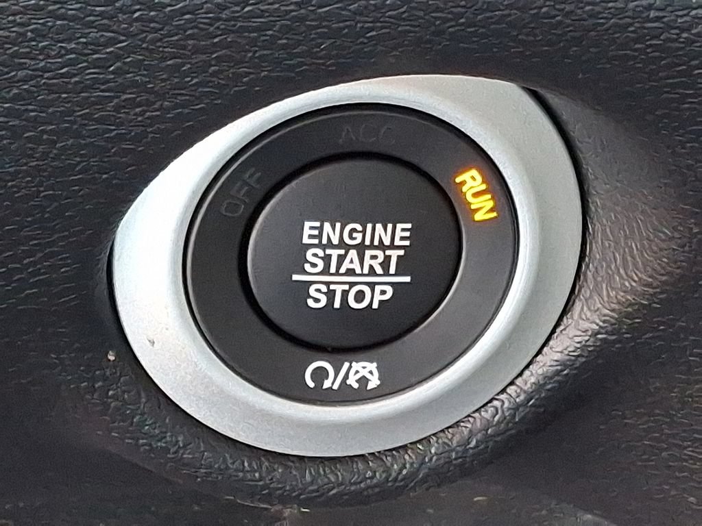 New 2026 Chrysler Voyager LX FWD image 15