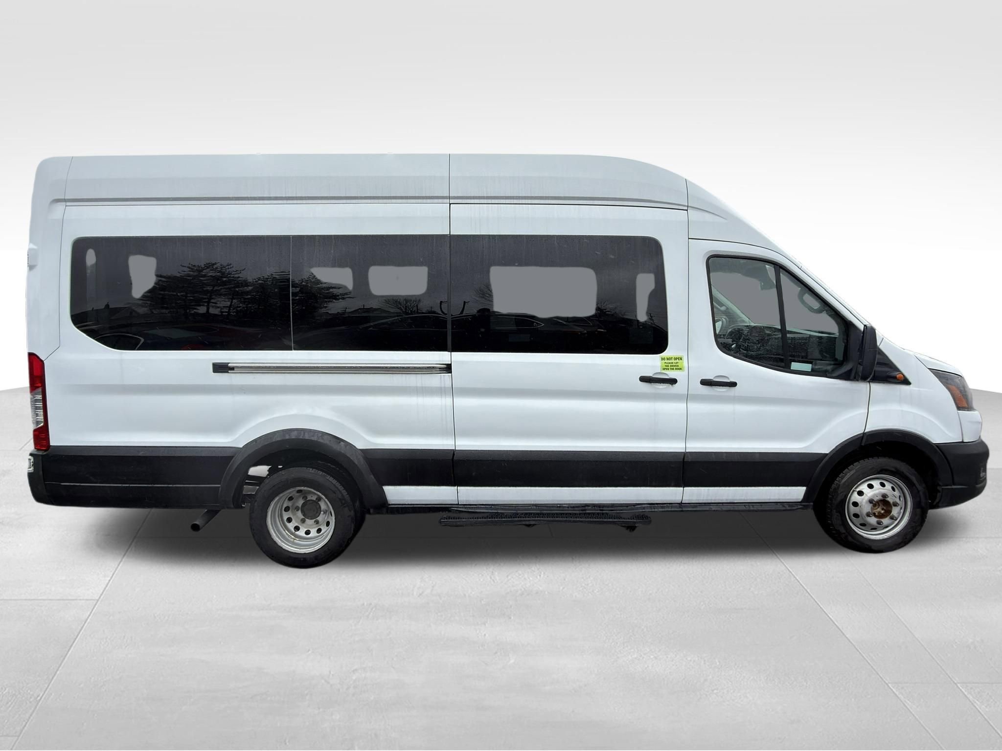 Used 2023 Ford Transit 350 XL RWD image 4