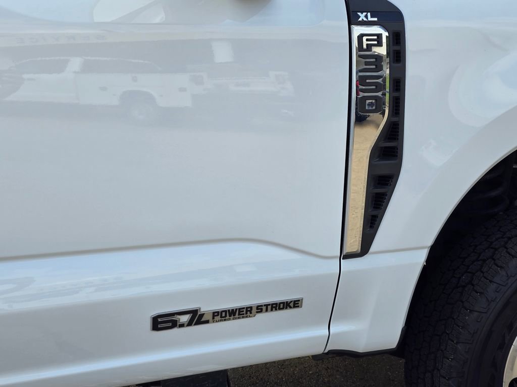Used 2024 Ford F350 XL w/ FX4 Off-Road Package AWD/4WD image 13