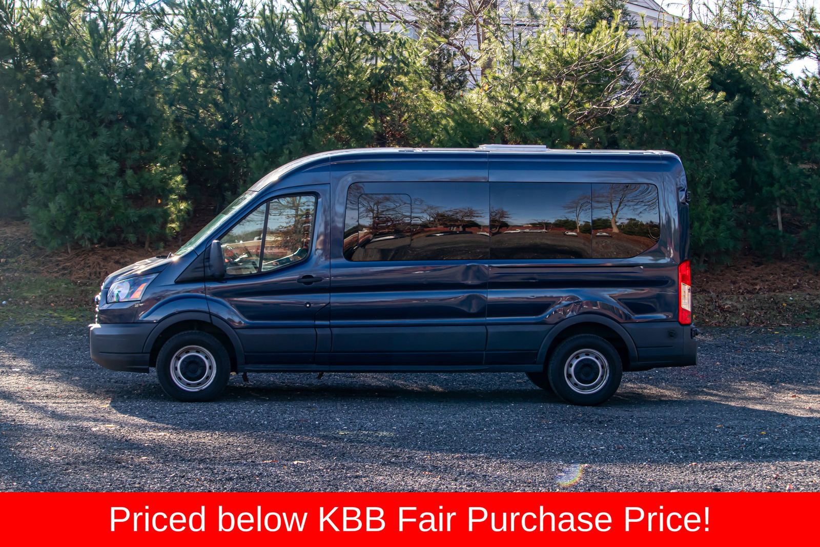 Used 2015 Ford Transit 250 148 Medium Roof image 4