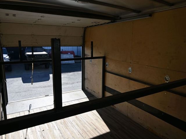 Used 2017 Chevrolet Express 3500 image 23